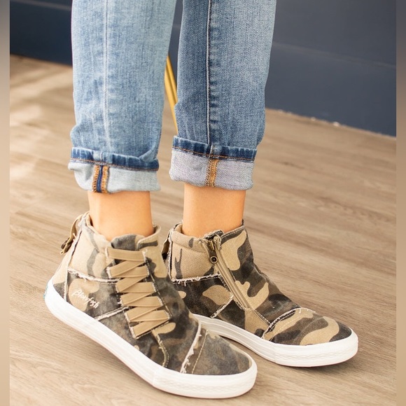 Blowfish Camouflage High-Top Sneakers - Picture 1 of 8
